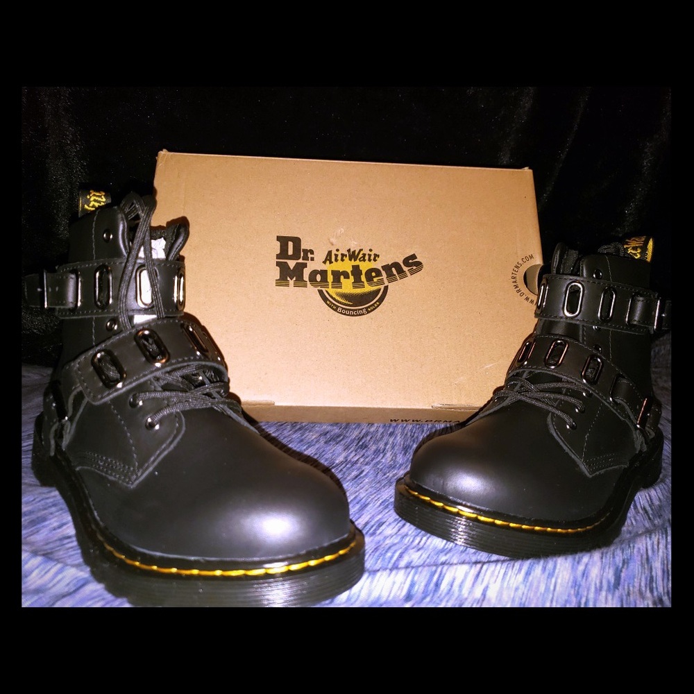 Dr. Martens 1460 Quynn Boots BRAND NEW!!!